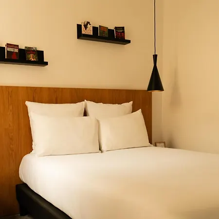 9hotel Bastille-lyon 3* Parigi