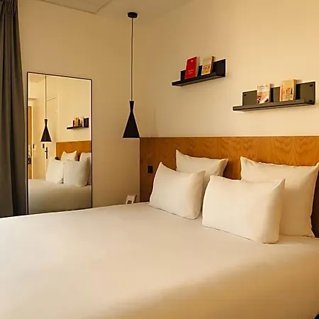 מלון 9hotel Bastille-lyon 3*