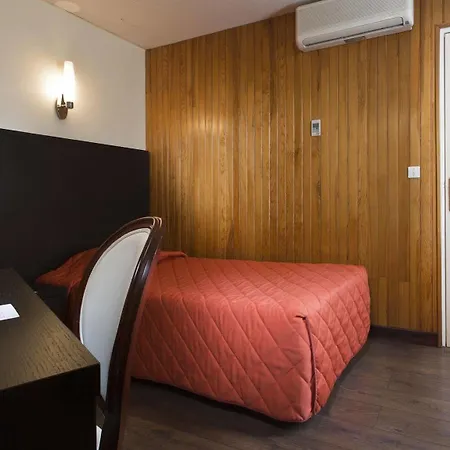 9hotel Bastille-lyon Отель