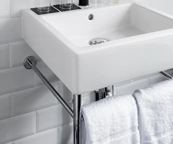 9hotel Bastille-lyon 3*